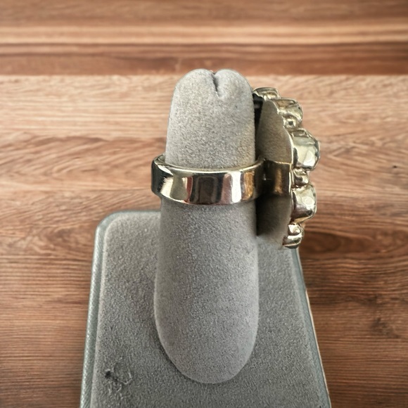 Two Stunning Blue Opals Center & Ethiopian Opals Ring in Solid Sterling Silver - Picture 5 of 9